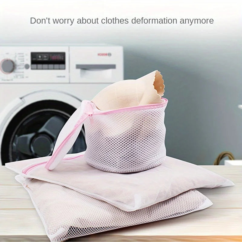 4PCS Laundry Protection Bags for Safe, keep clothes safe with with Tangle-Free Cleaning